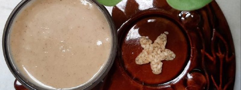 4 روشهای سنتی تولید ارده: از بو دادن کنجد تا آسیاب نهایی